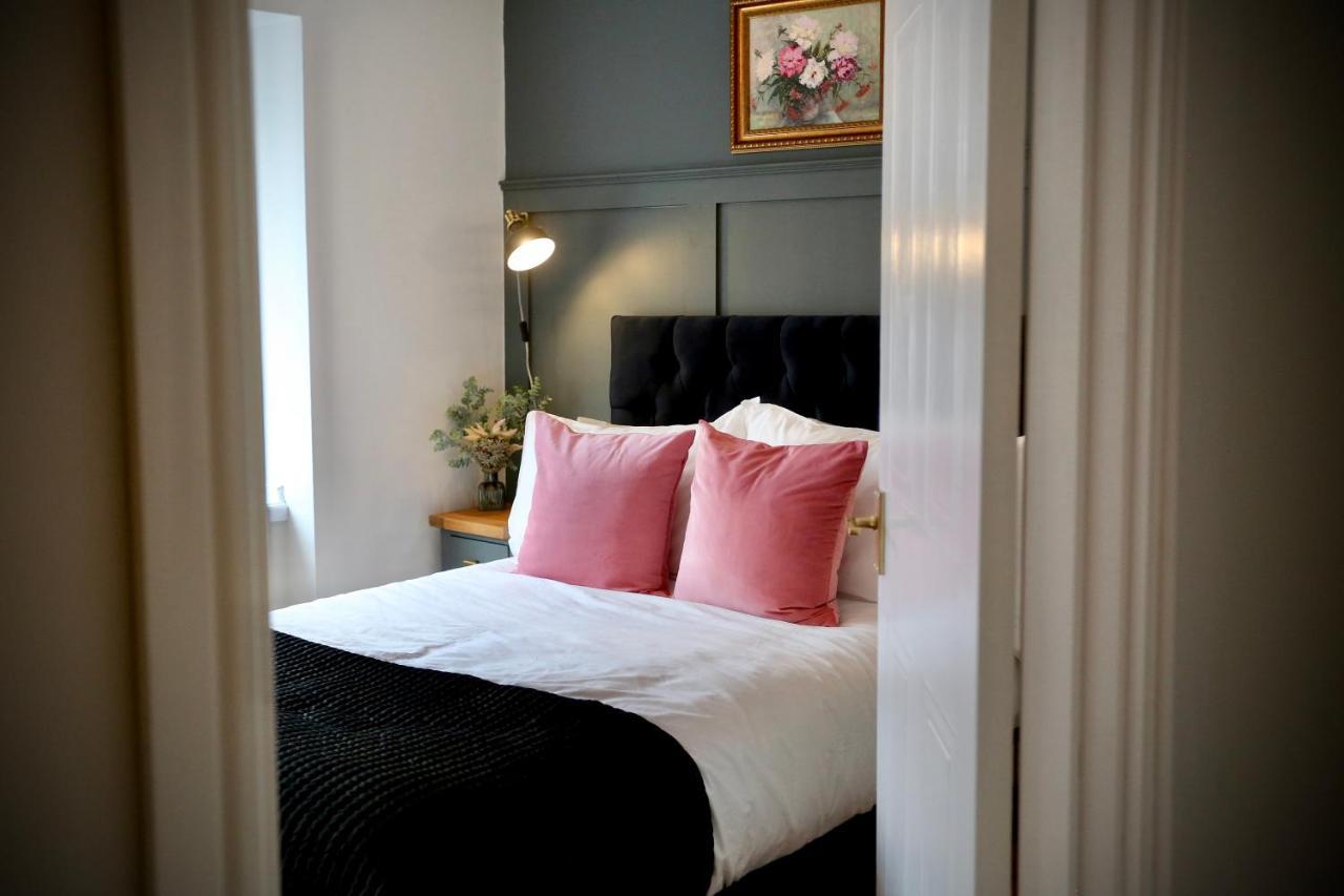 Cwm Seren - Luxury Apartment Crickhowell Esterno foto