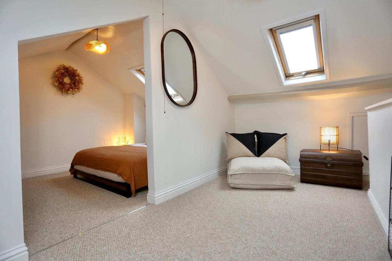 Cwm Seren - Luxury Apartment Crickhowell Esterno foto